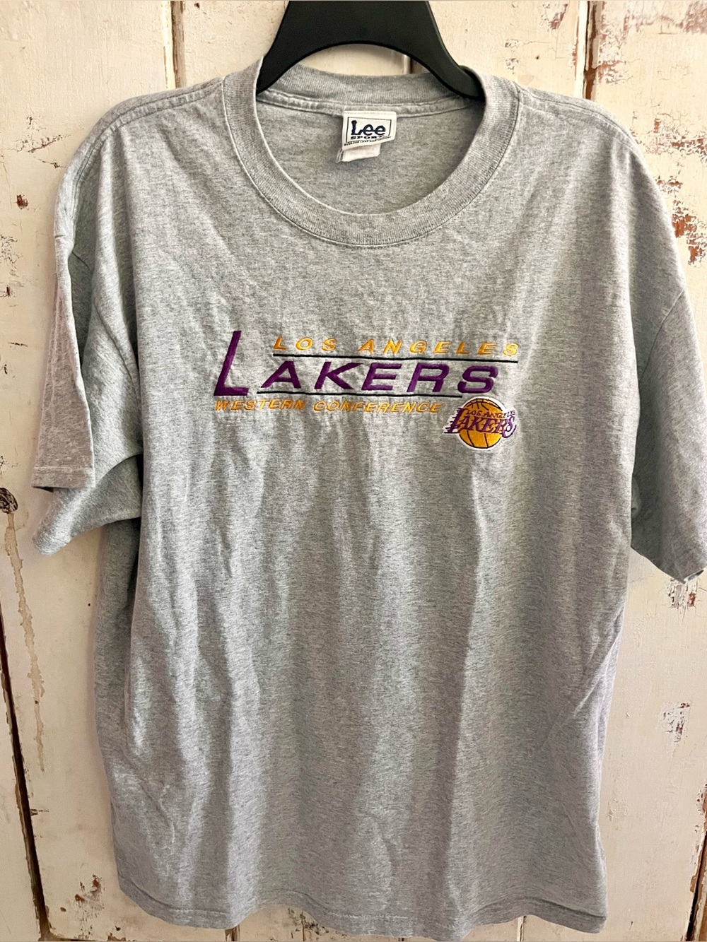 LEE Vintage Grey Los Angeles Lakers Western Conference Tee Purple & Gold logo